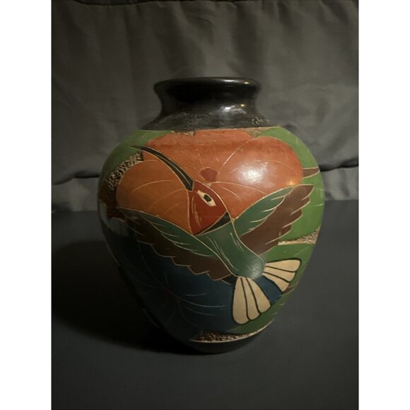 Celia Salazar Costa Rica Pura Vida Incised Vase 5.5” Hummingbird Iguana Turtle - Picture 13 of 16